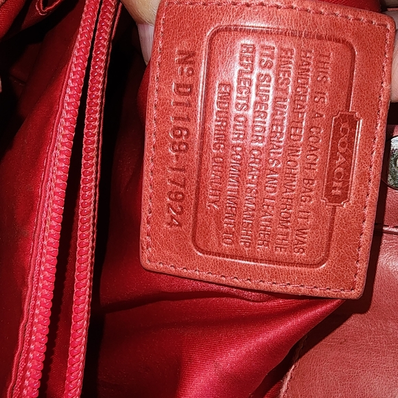 COACH GUC XL POPPY SALMON LEATHER NORTH/SOUTH TOTE BAG - Picture 11 of 14